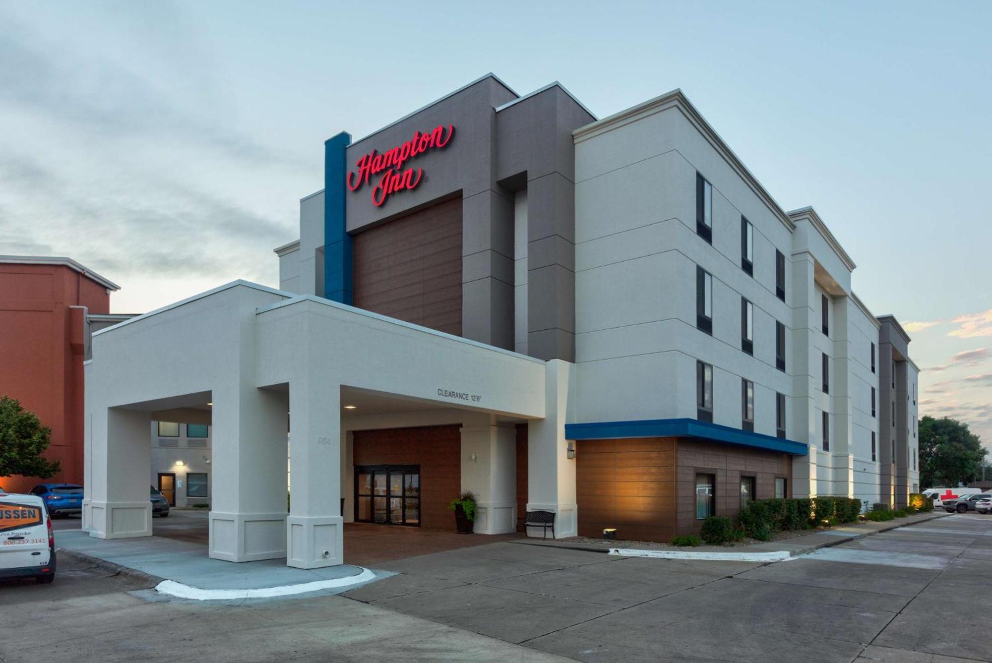 Hampton Inn Norfolk Exterior photo